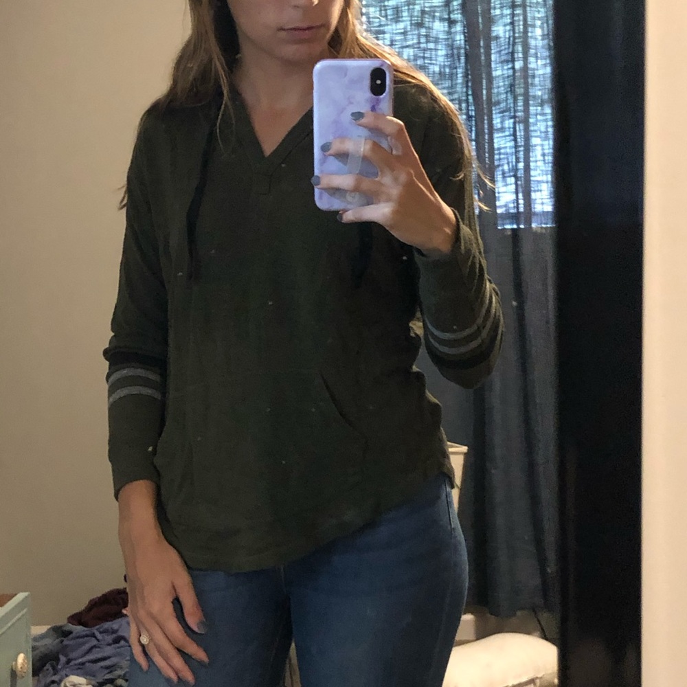 Pullover sweater